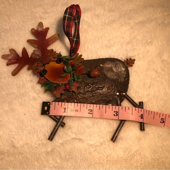 Beautiful Rustic Metal  Reindeer Christmas Ornament - Picture 4 of 6